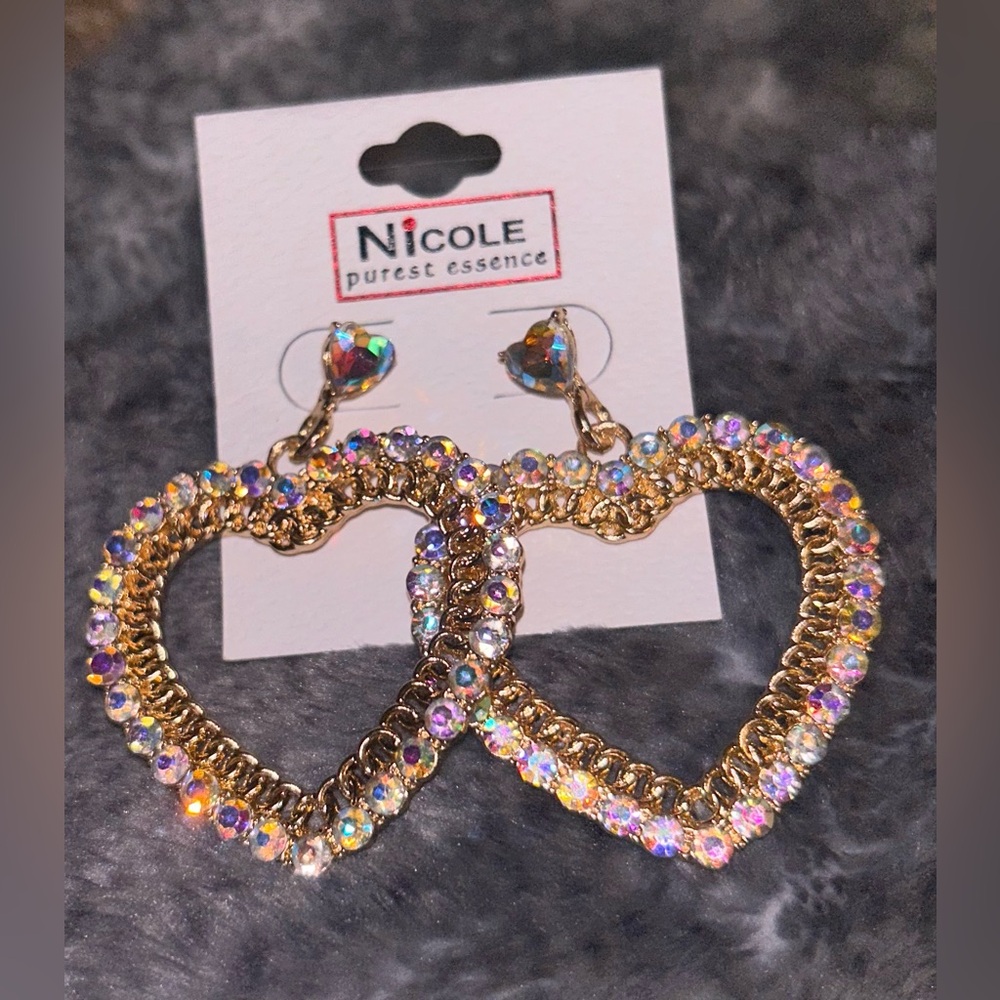 Gem Heart Earrings 💕💎